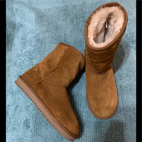 Koolaburra by UGG Suede Short Boots - Picture 3 of 9